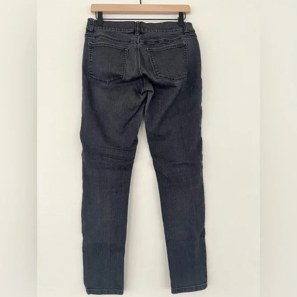 White House Black Market Women’s Skinny Leg Jeans - Picture 8 of 8